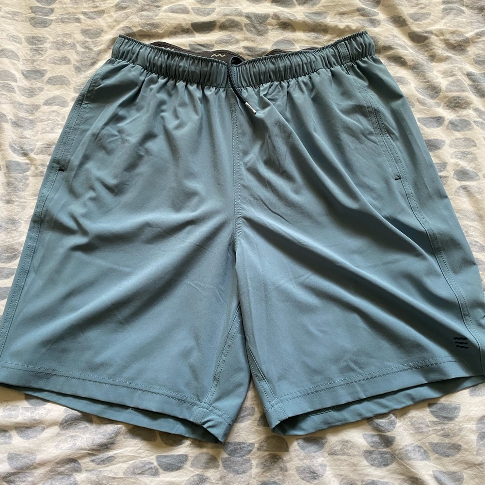 NWT Free Fly men’s shorts, size medium